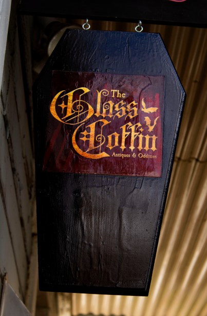 glasscoffin.jpg